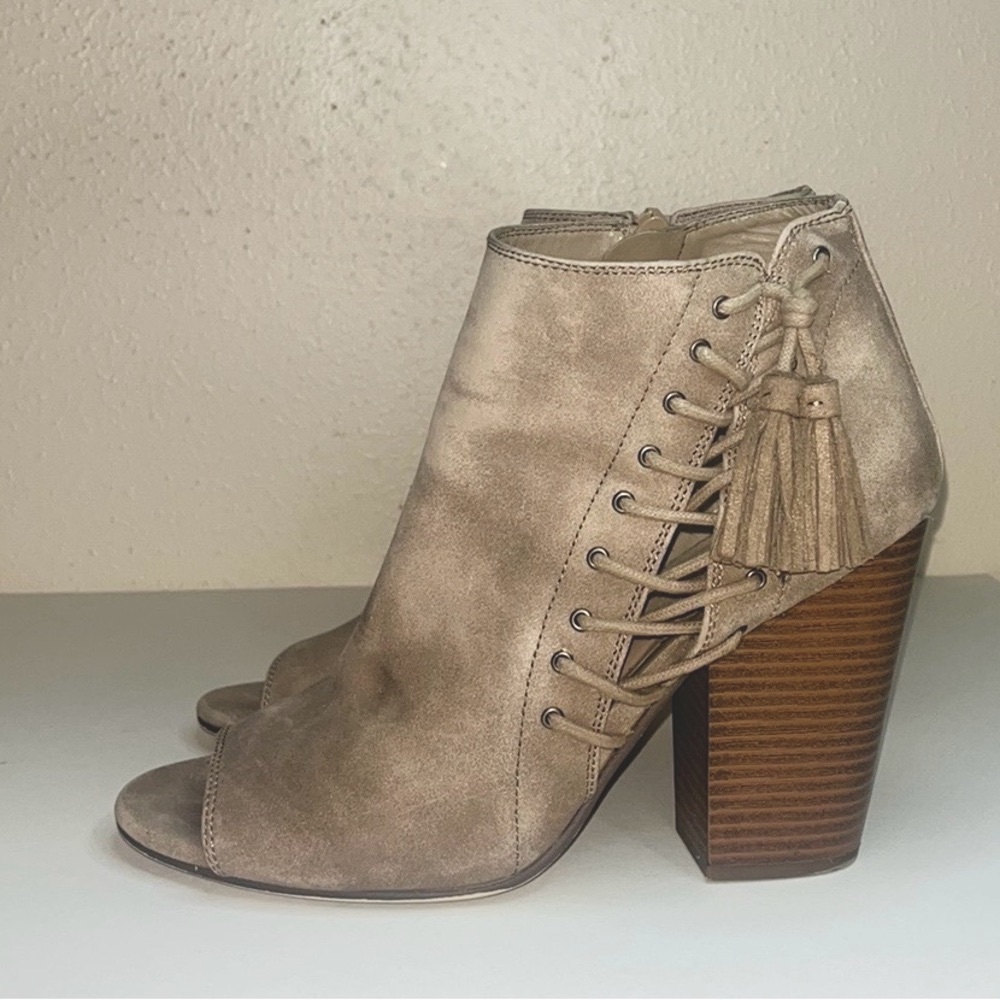 Faux Leather Zip Bootie Taupe Sz 9.5